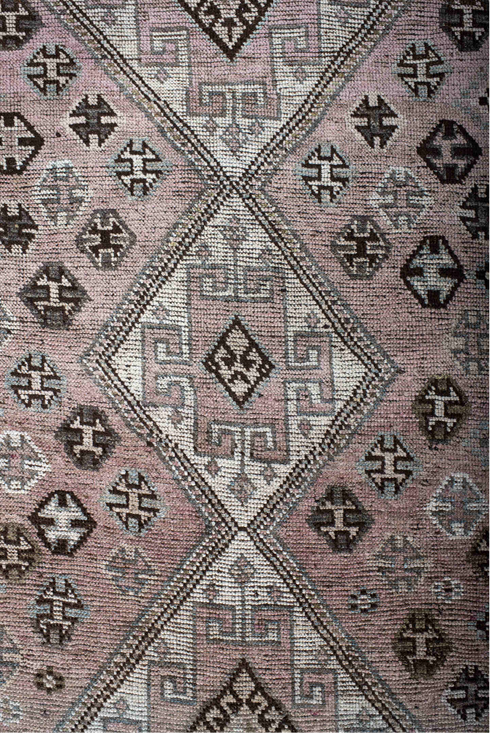 Antique Shiraz Area Rug (4' x 7')